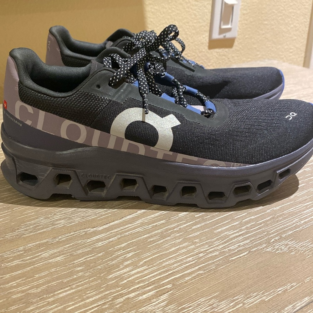Barely worn ON running shoes. Cloudmonster style/version. Tread still intact.